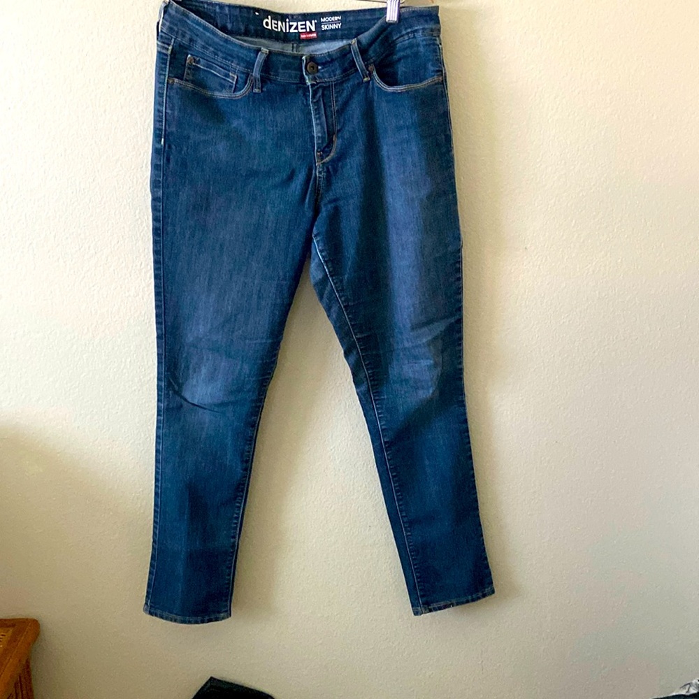 Denizen From Levi’s MODERN SKINNY